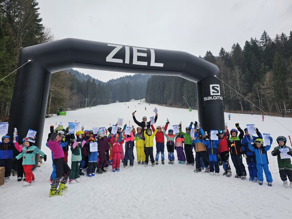 Spannender Skiaktionstag des SC Kreuth am Hirschberg